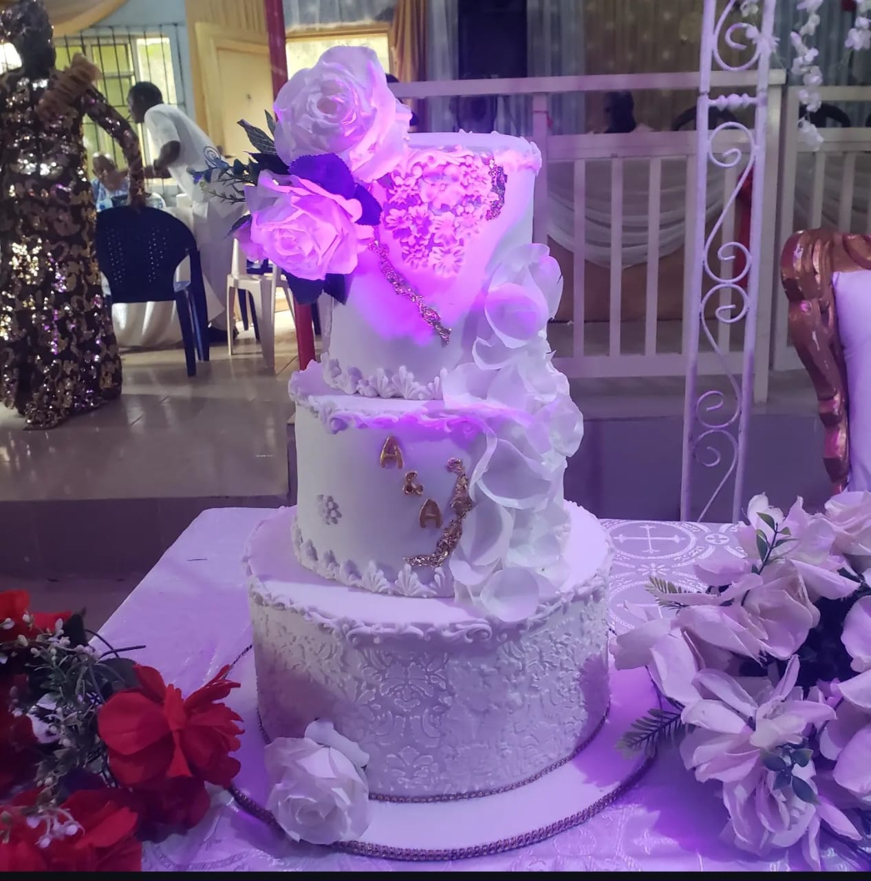 Floral Harmony Wedding Cake